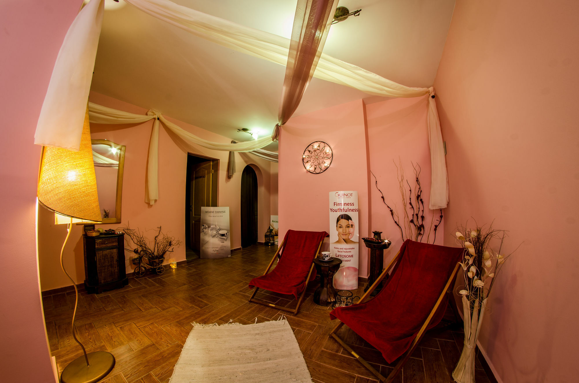 Grand Apartment *